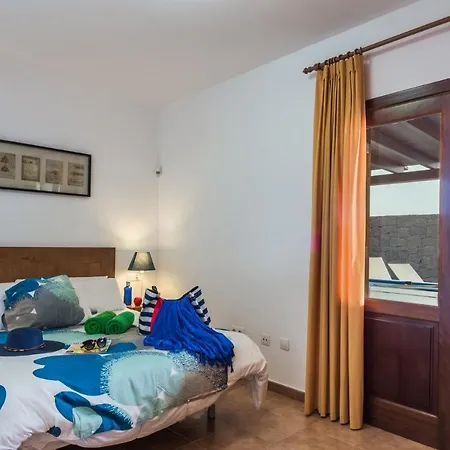 Blancazul Yasmina Playa Blanca (Lanzarote)